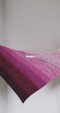 All Used Up Shawl by Julia-Maria Hegenbart - English