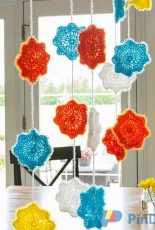 Red Heart LW5304 - Sharon Mann-  Celebration Garland -  Free