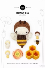 Lalylala - Lydia Tresselt  - Honey Bee - Chinese - Translation - Free
