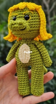 Amigurumi Mission - Vanessa N Rosa - Cuca - Portuguese