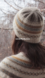 Warm Winter Hat by Alessia & Fabia Taverna - Knitting For Breakfast - English Italian