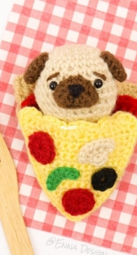 Enna Design - Emi Kanesada - Pizza Dog - English