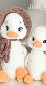 Juli toys / Juli By Gorbach - Yuliya Horbach /Yulia Gorbach - Goslings