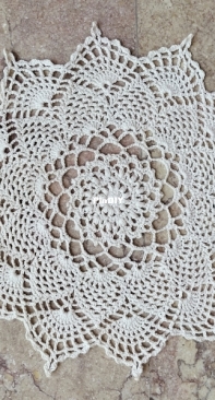 Moonpetals doily pattern by Julia Hart