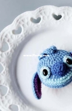 Tu Zhi Xiaojie - Stitch Brooch - Chinese