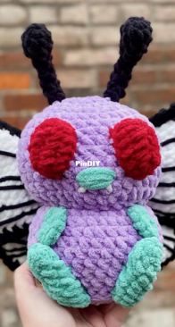 Bardic Trinkets - Caitlin - Bye Bye Butterfly Crochet Pattern