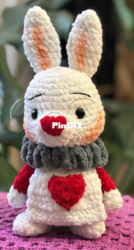 Alrevees - Fer - White Rabbit - Conejo Blanco - English Translated