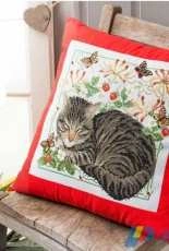 Catnap Cushion by Lesley Teare from Cross Stitch Gold 138