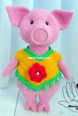 Ekaterina Mizinova - Pig Tolstushka - Russian - Free