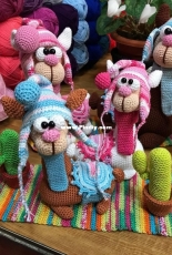 Mala designs Lamas
