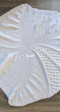 Unfurled Blanky by Grid Mammal Crafts
