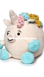 Yarnspirations Design Studio - Unicorn Stuffie - Free