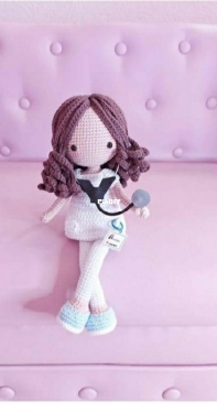 Amigurumeando con la Luna - Lua Martinez - Andrea quiere ser Enfermera - Spanish