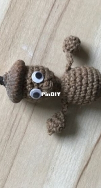 Jennys IdeenReich - Jenny Dammann - Acorn Bert - Eichelbert - German - Free