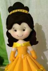 Atelier Mimos da Amanda - Molde Princesa Bela / Princess Bella Felt Pattern - Portuguese