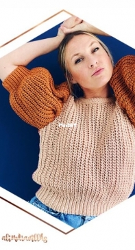 Alimaravillas - Alicia Recio Rodríguez -  Royalty Sweater - Spanish