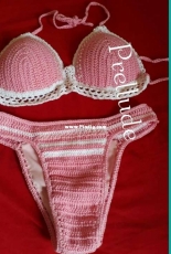 Bikini set with foam cups
