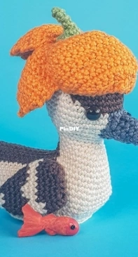Woolly ALaine - Poppy the duck - Poppy le canard - French - Free