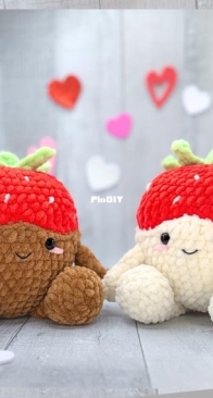 Crochet Pink Pumpkin - Chocolate Covered Strawberries -  English