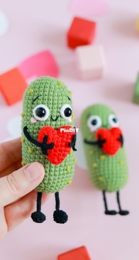 My Crochet Wonders - Marina Chuchkalova - Pickle Love Buddy