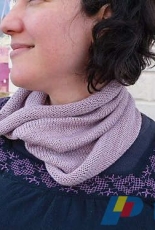 Pour Some Sugar on Me Cowl by Shannon Squire/Twisted Yarn Shop Portland-Free