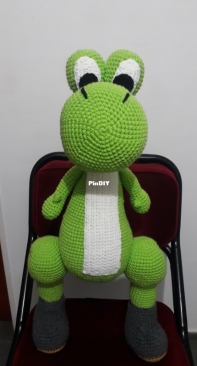 Giant Yoshi 75cm
