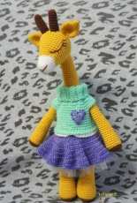 Ekaterina Zaitseva- Charming Giraffe  - Turkish Translated