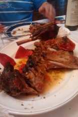 Cordero asado