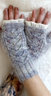 Moon Tiara Mitts by Harper Bee