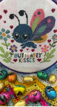 Paddok Lane Design - butterfly kisses PCS