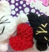 AmiAma Designs - Amanda L Girao  - little sleepy cats in love