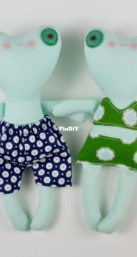 Bit of Whimsy Dolls - bitofwhimsyprims - Sarah Faix - Tiny Twins Thomas and Milly