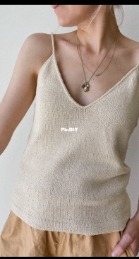 Kumulus Top by Mette-Wendelboe Okkels - PetiteKnit - French