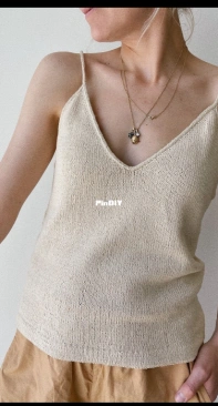 Kumulus Top by Mette-Wendelboe Okkels - PetiteKnit - French