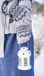 Wintery gloves by Anna Radchenko