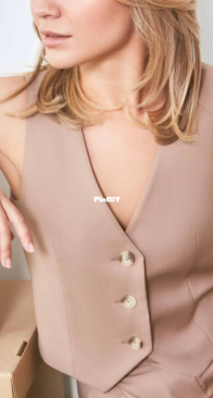 Helper Sew - Emma Vest - Size 34-48 - Russian
