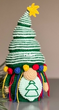 Natty Toys - Nataliia / Natalia Romaniv - Christmas Tree Gnome