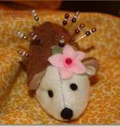 Una eriza coqueta/Cute hedgehog