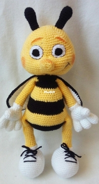 Ami By D - Denisa Mácsadiová - Stripe the Bee