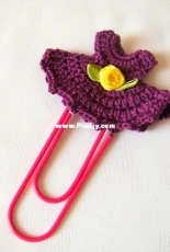 Woolly smile - Crochet Bookmark pattern  - Free