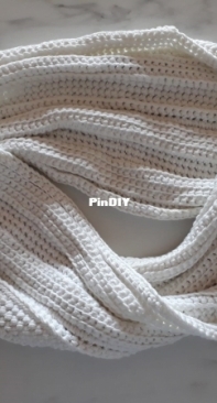Clothes for the cold days - Scarf / Loop