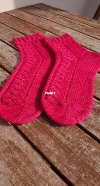 Espièglerie Socks by Flocons de Laine-French-Free