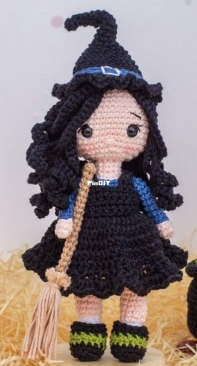 Croche da Thai - Thaissa Carvalho - Little Witch - Bruxinha - Portuguese