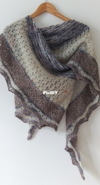 Lilac and Gooseberry Shawl by Tea Bercek