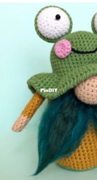Tiknik Crochet Toys - Gnome Planet - Lilit Nikoyan - Frog Gnome