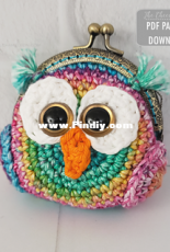 The Cheerful Chameleon - Charlyn Smith -- Owl Change Purse