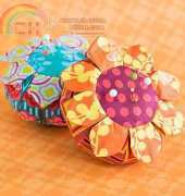 American Patchwork & Quilting Editors - Wild Flowers Pincushion by Anna Maria Horner