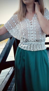 Helenka Tee by Agnieszka Reduch - English