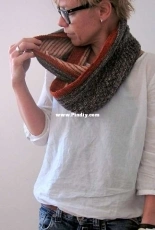Beloved Berlin Cowl by Isabell Kraemer - German