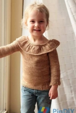 On The Moon by Christelle Nihoul Baby and Child sizes - English, French